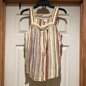 Multi stripped tank.